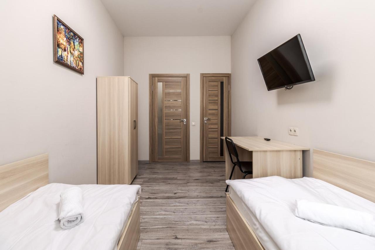 Creamy Apartment Lviv Buitenkant foto