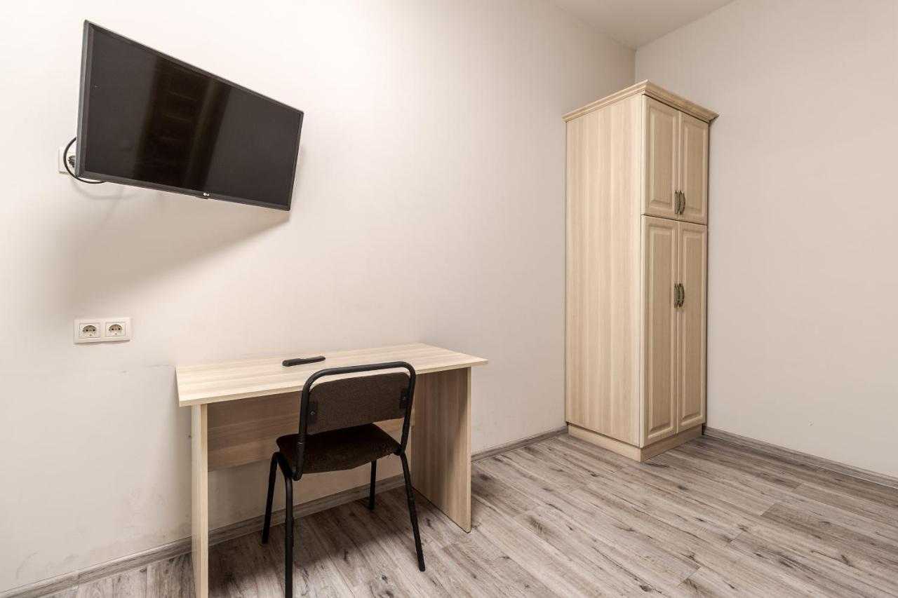 Creamy Apartment Lviv Buitenkant foto