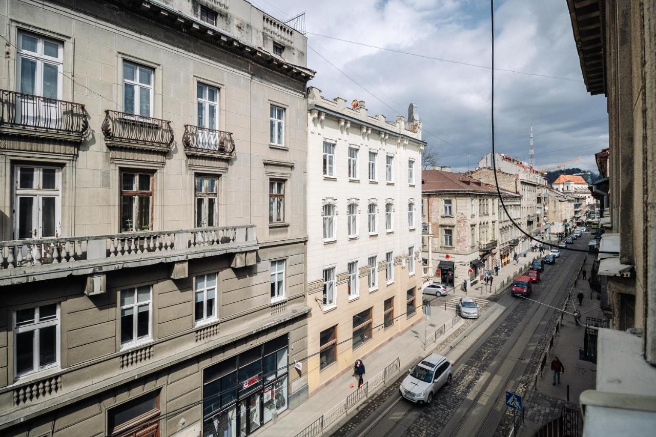 Creamy Apartment Lviv Buitenkant foto